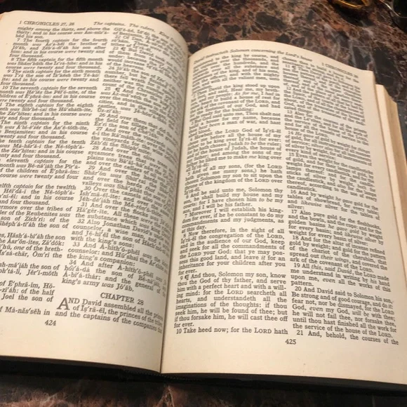 Holy Bible - Picture 16 of 16